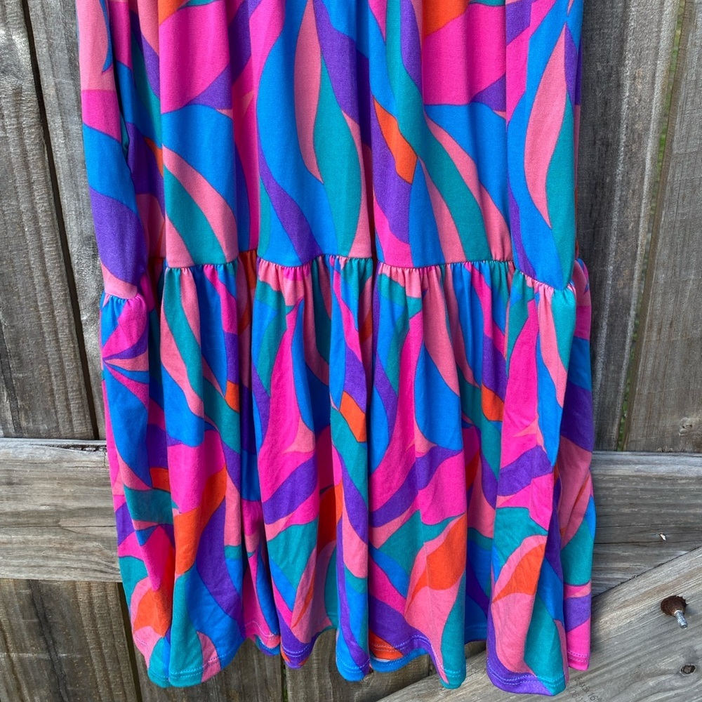 Colorful Abstract Midi Dress - Picture 2 of 8